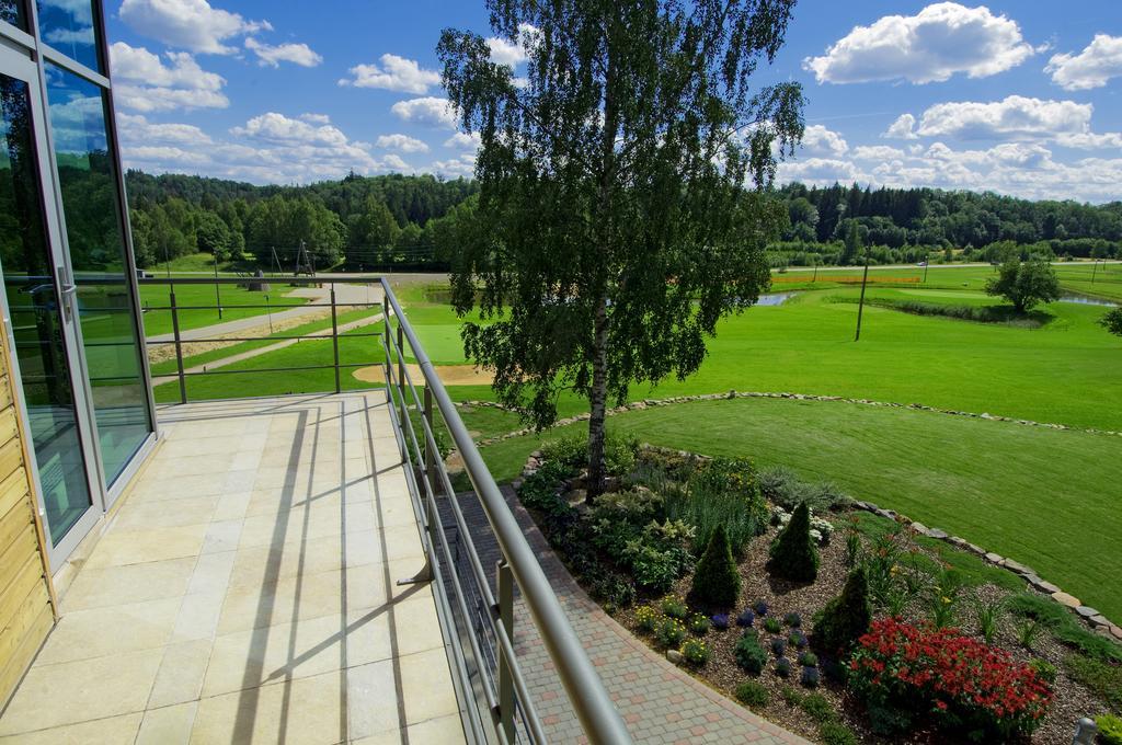Reinis Hotel Sigulda Buitenkant foto