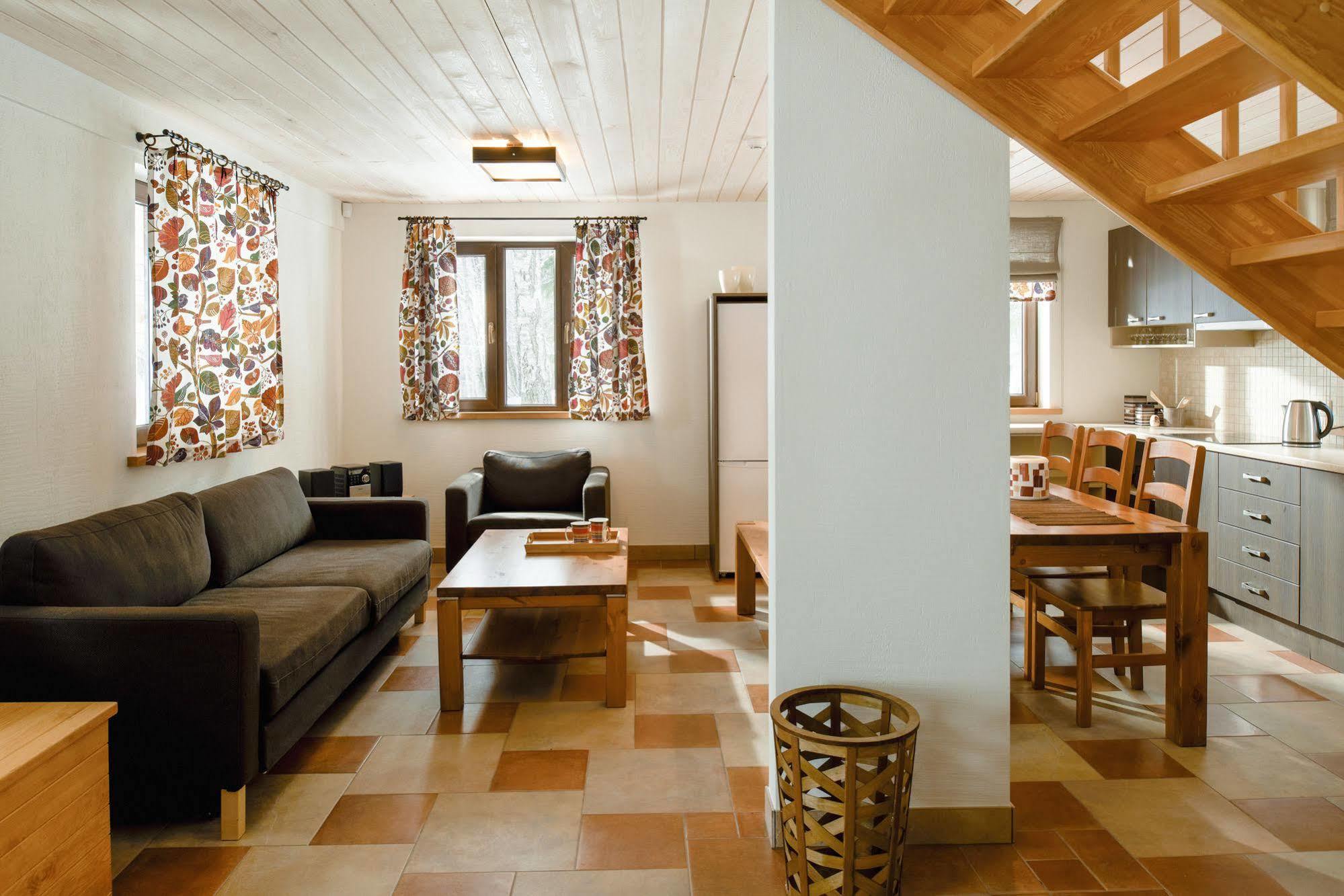 Reinis Hotel Sigulda Buitenkant foto